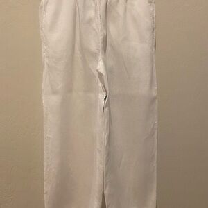 Quince White Capris